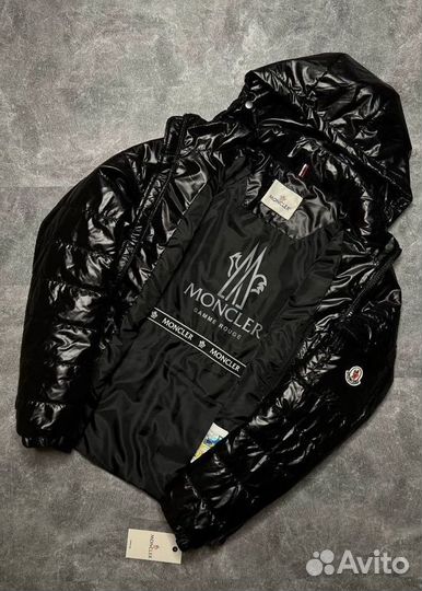 Ветровка Moncler весенняя