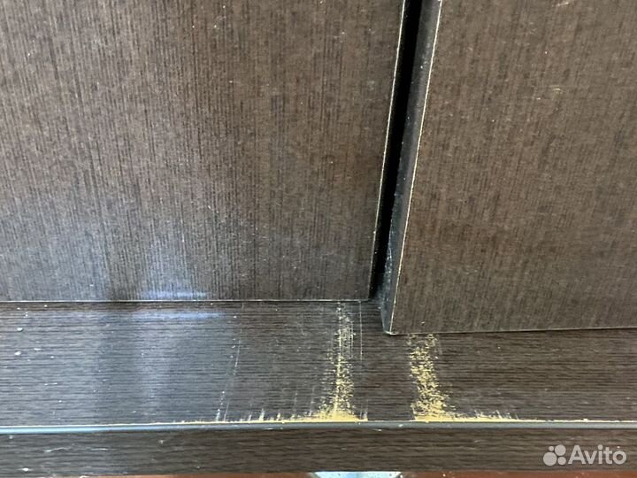 Полка для телевизора