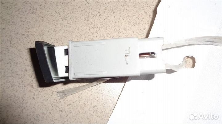 Кнопка помощи спуска со склона Hyundai ix35 2010