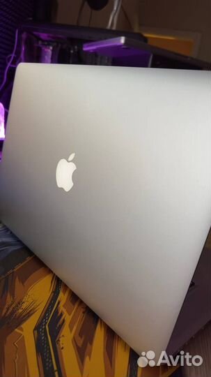 Apple Macbook Pro Retina 15 (2015)