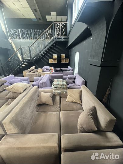 Диван для кафе