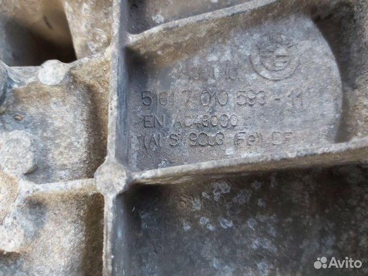 Кронштейн Bmw 525I E60 N52B25AF 2006