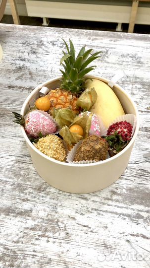 Фруктовый подарок