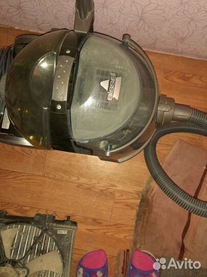 Пылесос Bissell