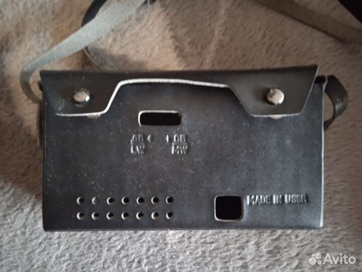 Радиоприёмник селга 405 в кожаном чехле