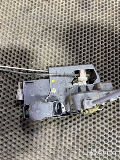 Замок двери передний левый Actyon New Актион