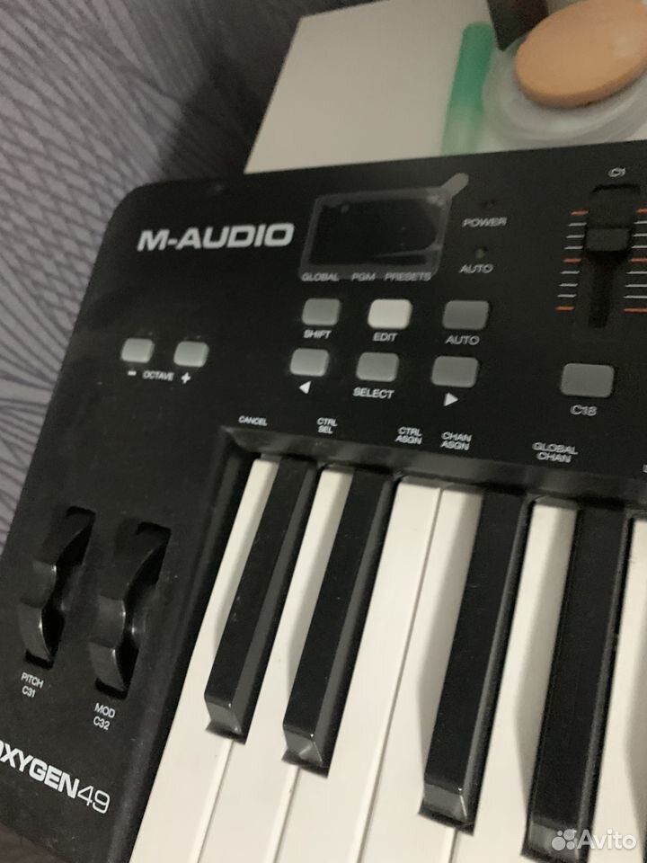 M-Audio Oxygen 49 mkiv Midi-клавиатура