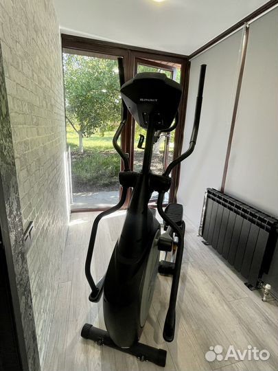 Эллиптический тренажер Spirit by Hasttings XE520S