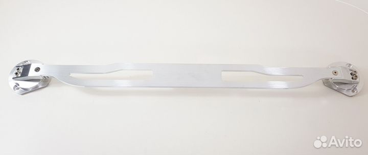 Передняя распорка - BMW E60