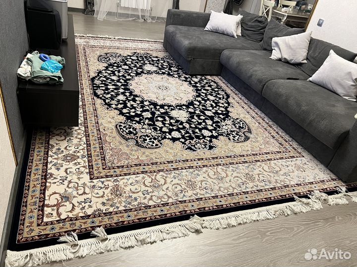 Ковер иранский