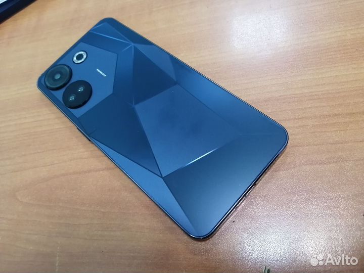 TECNO Camon 20 Pro, 8/256 ГБ