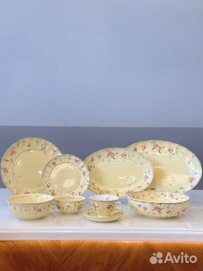 Набор столовой посуды