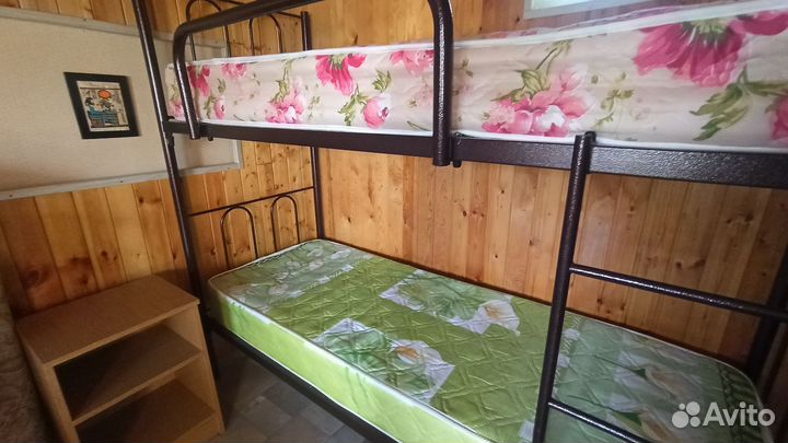 Двухъярусная кровать