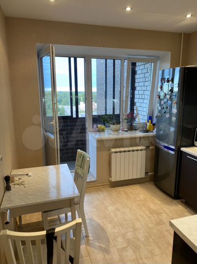 2-к. квартира, 50 м², 9/9 эт.