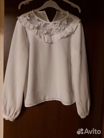 Нарядная блузка для девочки 152см