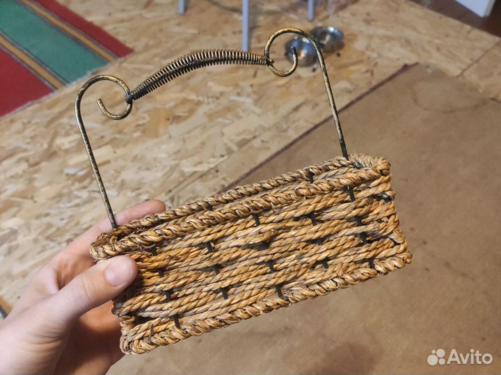 Корзинка подвесная