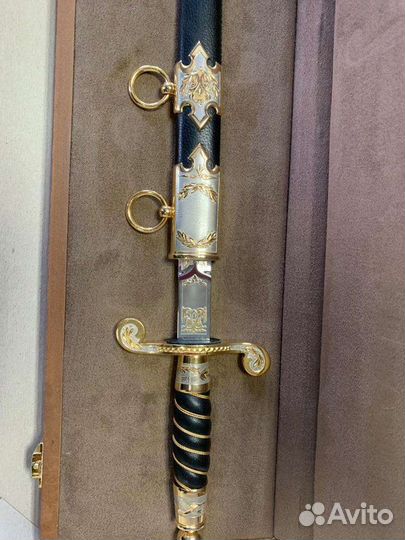 Сувенирный кортик