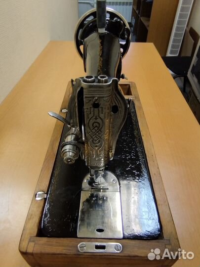 Швейная машина Подольск ручная