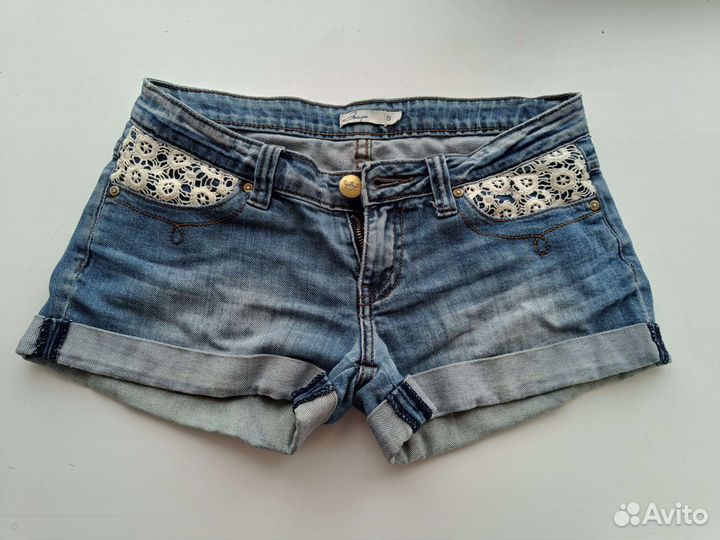 Женские джинсовые шорты