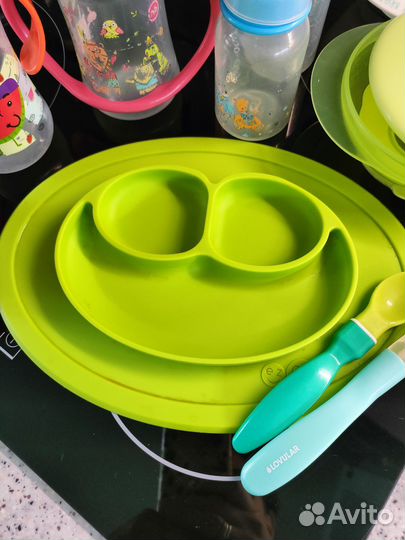 Набор посуды для малыша (тарелка, поильник)