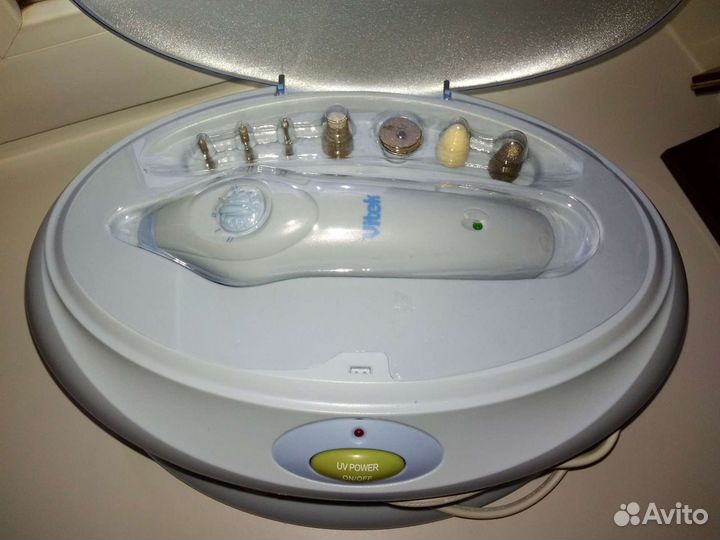 Набор маникюрный педикюрный Vitek 2206