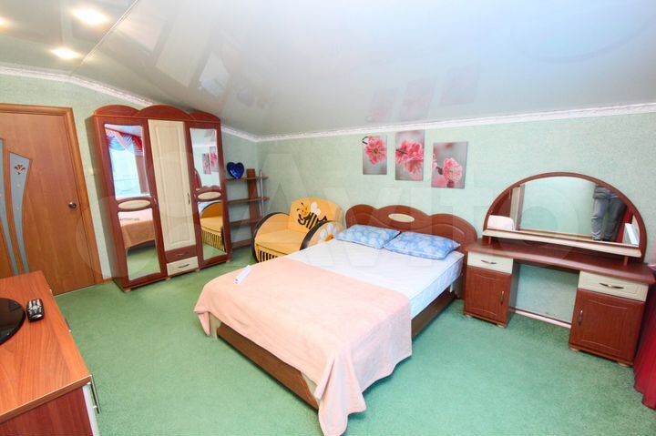 Дом 100 м² на участке 2 сот.