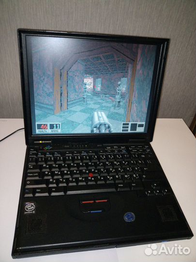 Древний ноутбук