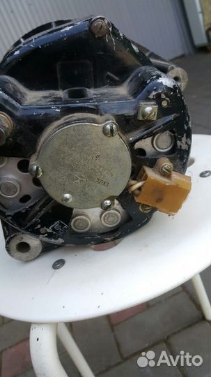 Генератор автотракторный