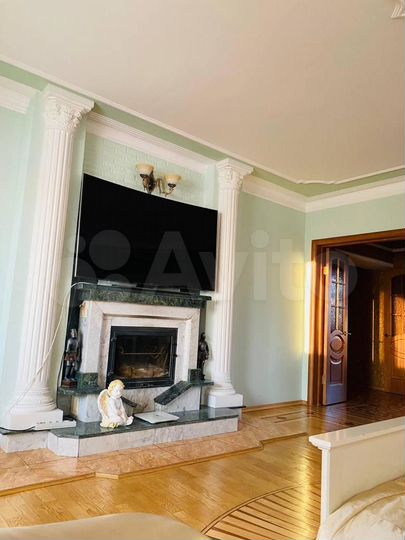 3-к. квартира, 157 м², 3/4 эт.