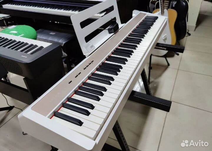 Nux Cherub NPK-10-WH - Цифровое фортепиано