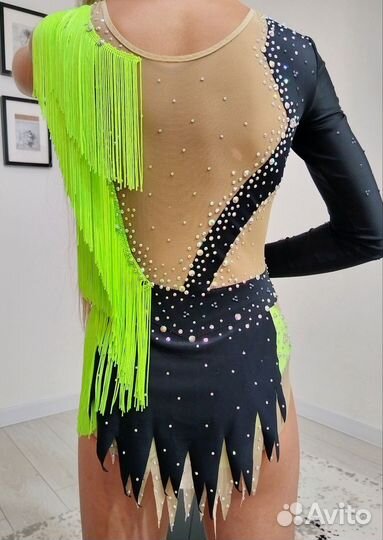 Купальник для художественной гимнастики