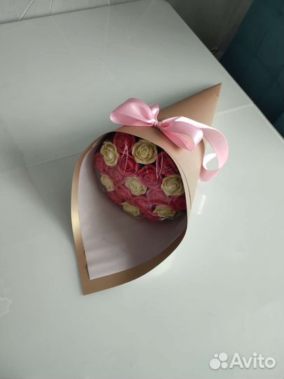 Букет из шоколадных роз