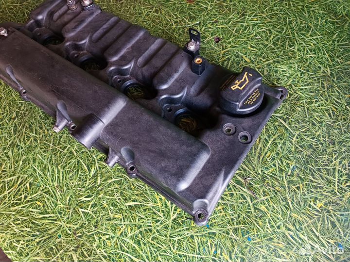 Клапанная крышка гбц D4CB 2.5 л. Кия соренто