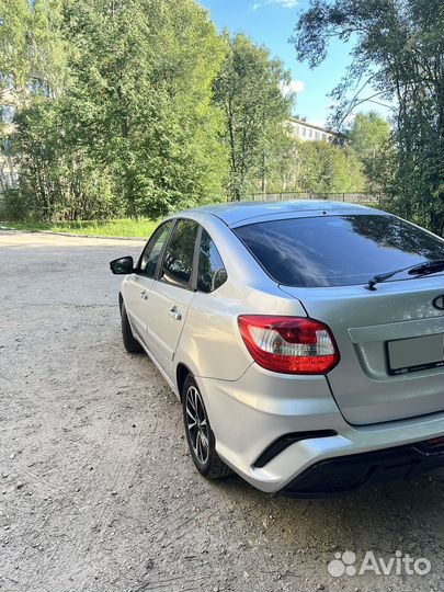 LADA Granta 1.6 МТ, 2014, 252 323 км