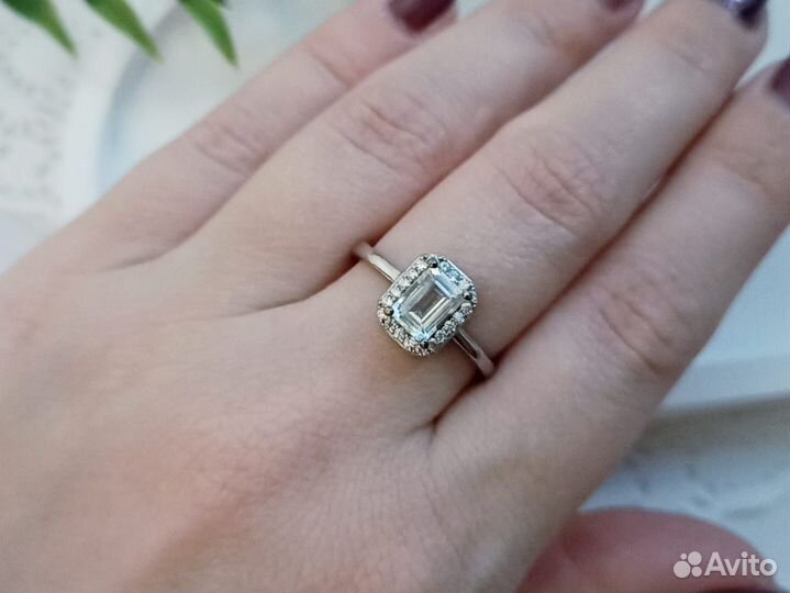 Колечко с аквамарином