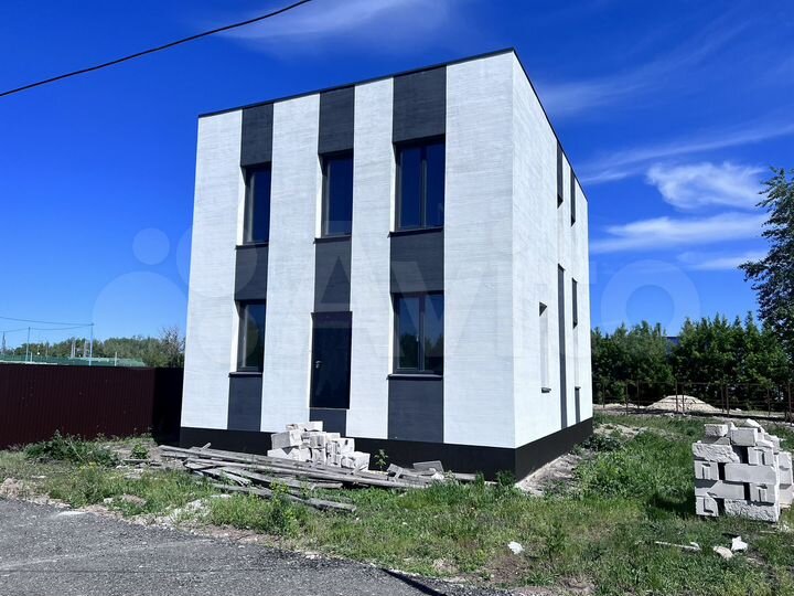 Дом 138,7 м² на участке 8,6 сот.