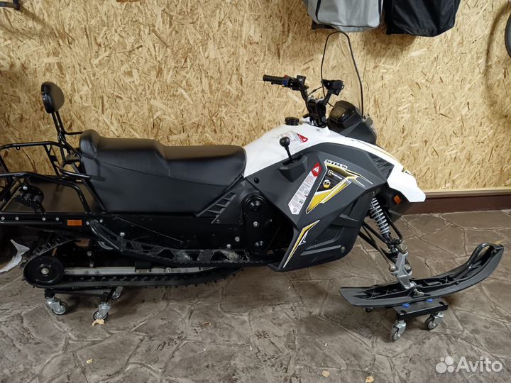 Продам снегоход Stels Капитан S150, 2020