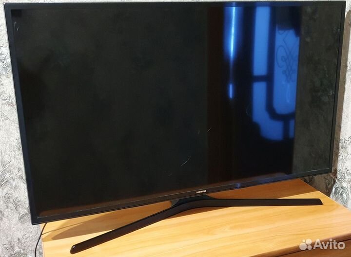 Телевизор SMART tv samsung