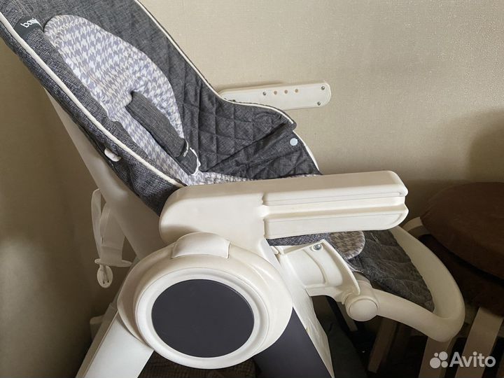 Стульчик для кормления happy baby