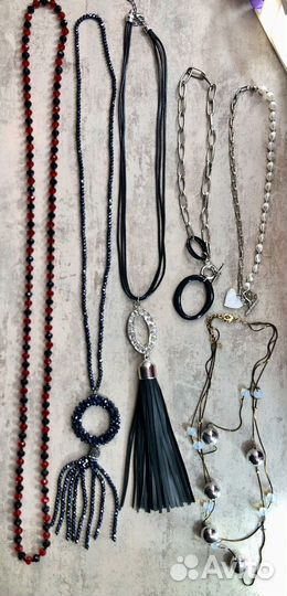 Шейные украшения