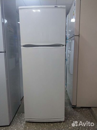 Холодильник новый