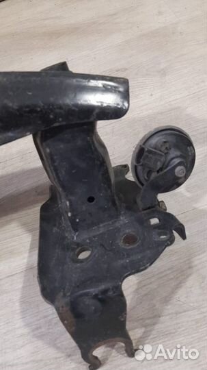 Усилитель передний Volkswagen Touareg 1 С 2002 По