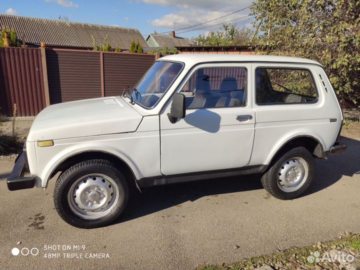 LADA 4x4 (Нива) 1.7 МТ, 2001, 178 000 км