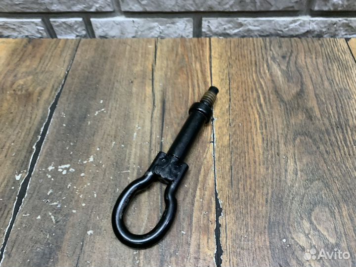 Ford EcoSport Крюк буксировочный