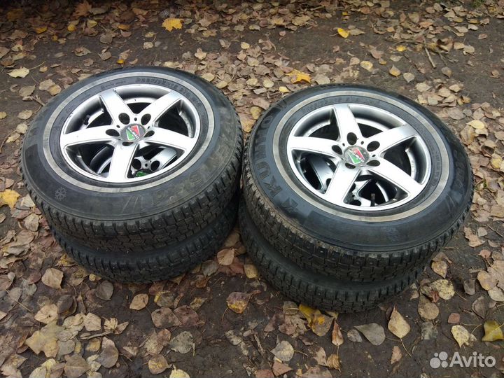 Зимняя резина на дисках 205/75/r15