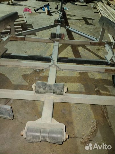 Прицеп легковой бу для перевозки лодок