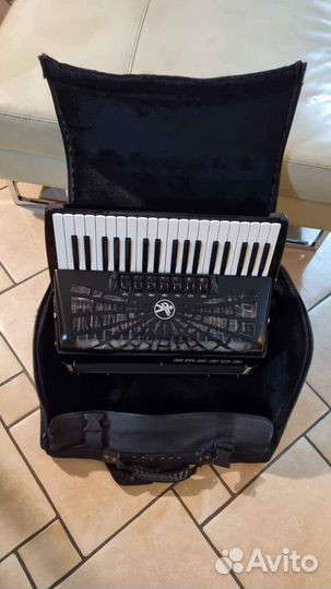 Аккордеон Hohner bravo 80