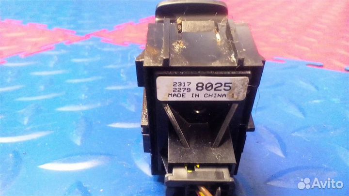 Кнопка стояночного тормоза Chevrolet equinox