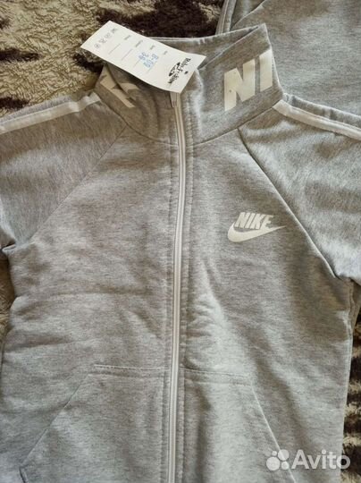 Спортивный костюм.джинсовый и т.д. 3-5 л