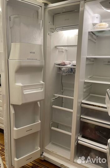 Холодильник whirlpool